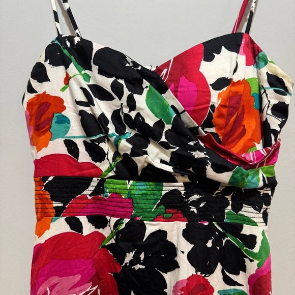 B. Smart Multicolor Floral Dress. Size 10 - Picture 2 of 14